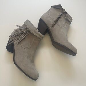 Sam Edelman Louie Tan Fringe Ankle Boot size 9